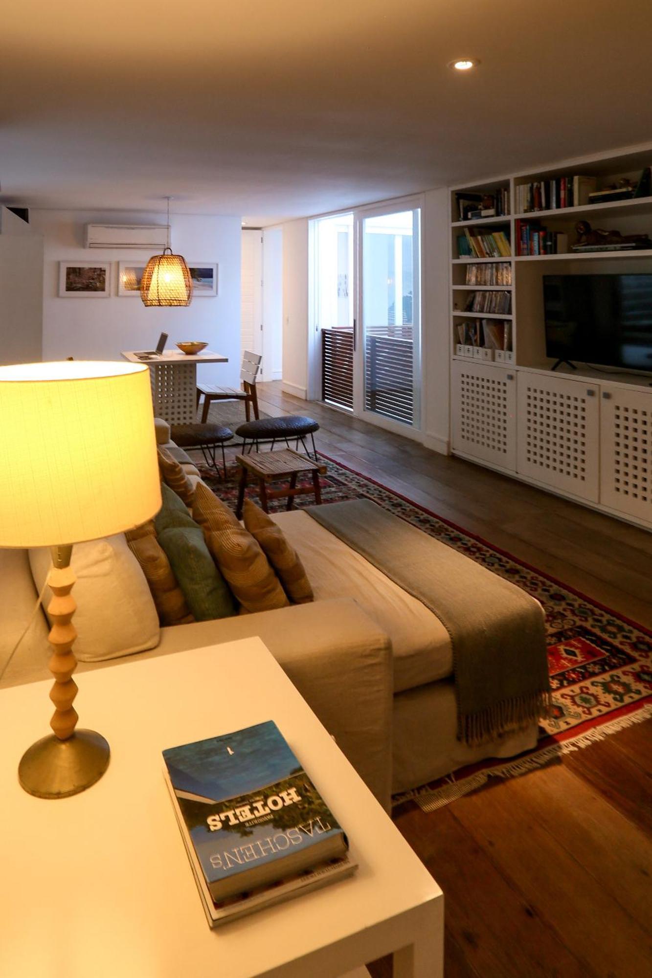 Tropical Contemporary Suites パラチ エクステリア 写真