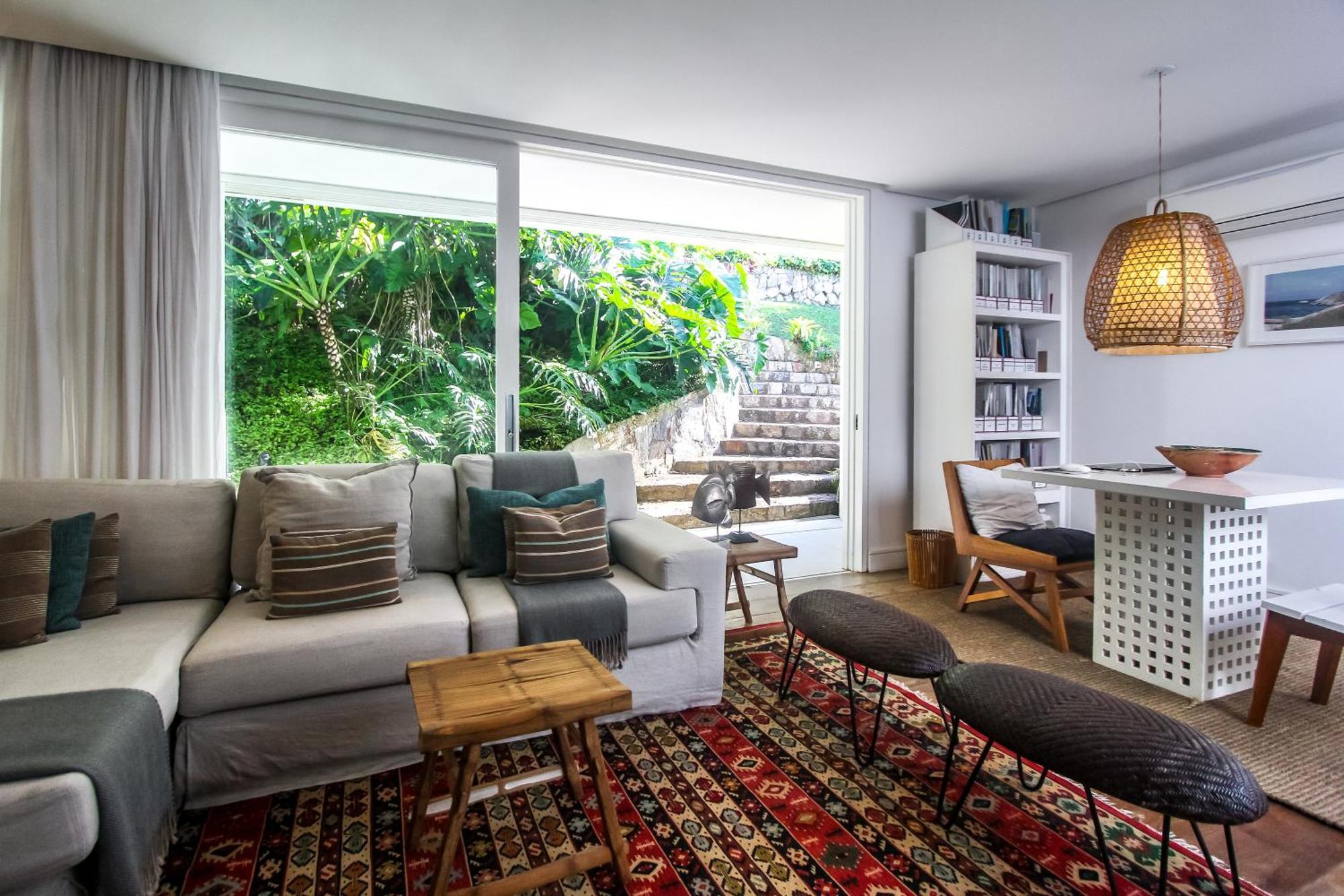 Tropical Contemporary Suites パラチ エクステリア 写真