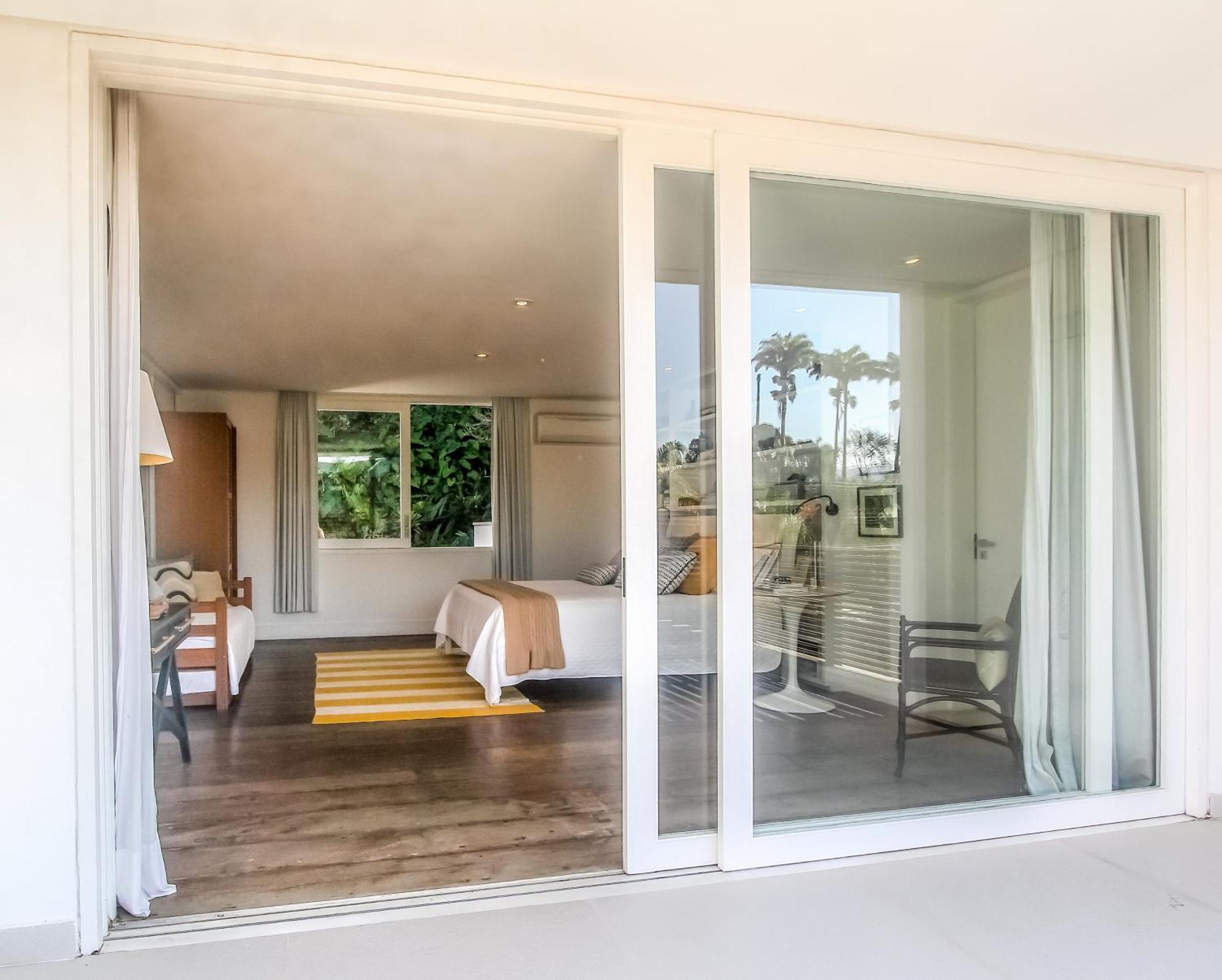 Tropical Contemporary Suites パラチ エクステリア 写真