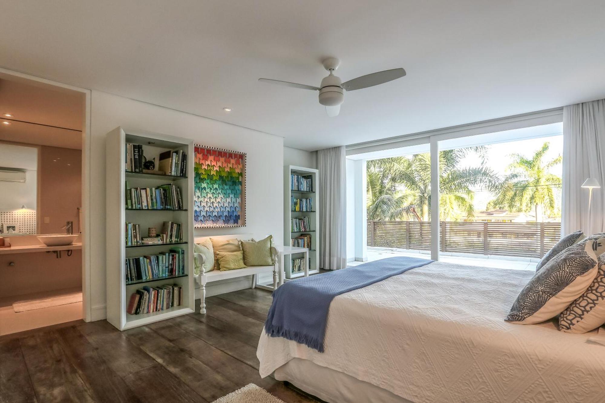 Tropical Contemporary Suites パラチ エクステリア 写真