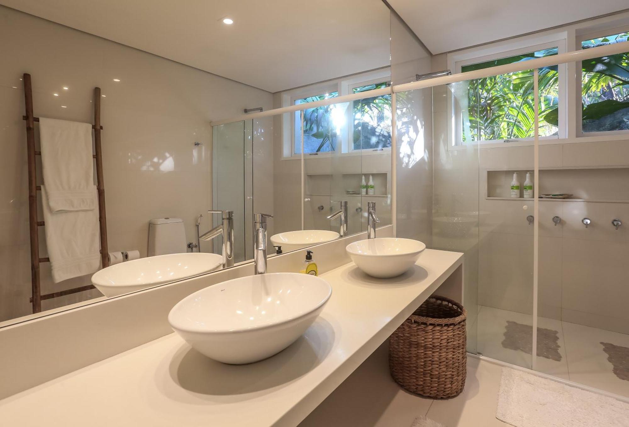 Tropical Contemporary Suites パラチ エクステリア 写真