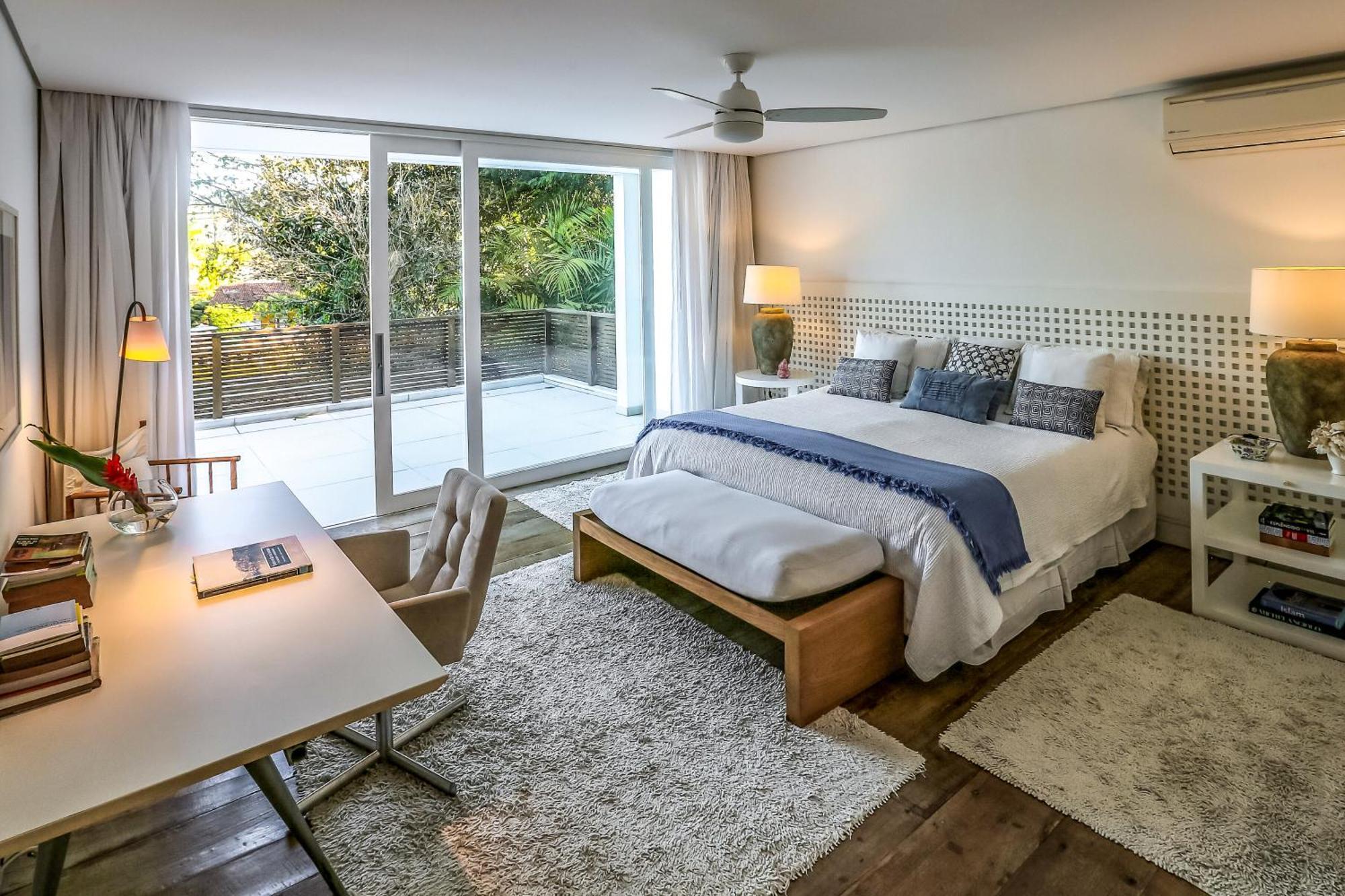Tropical Contemporary Suites パラチ エクステリア 写真