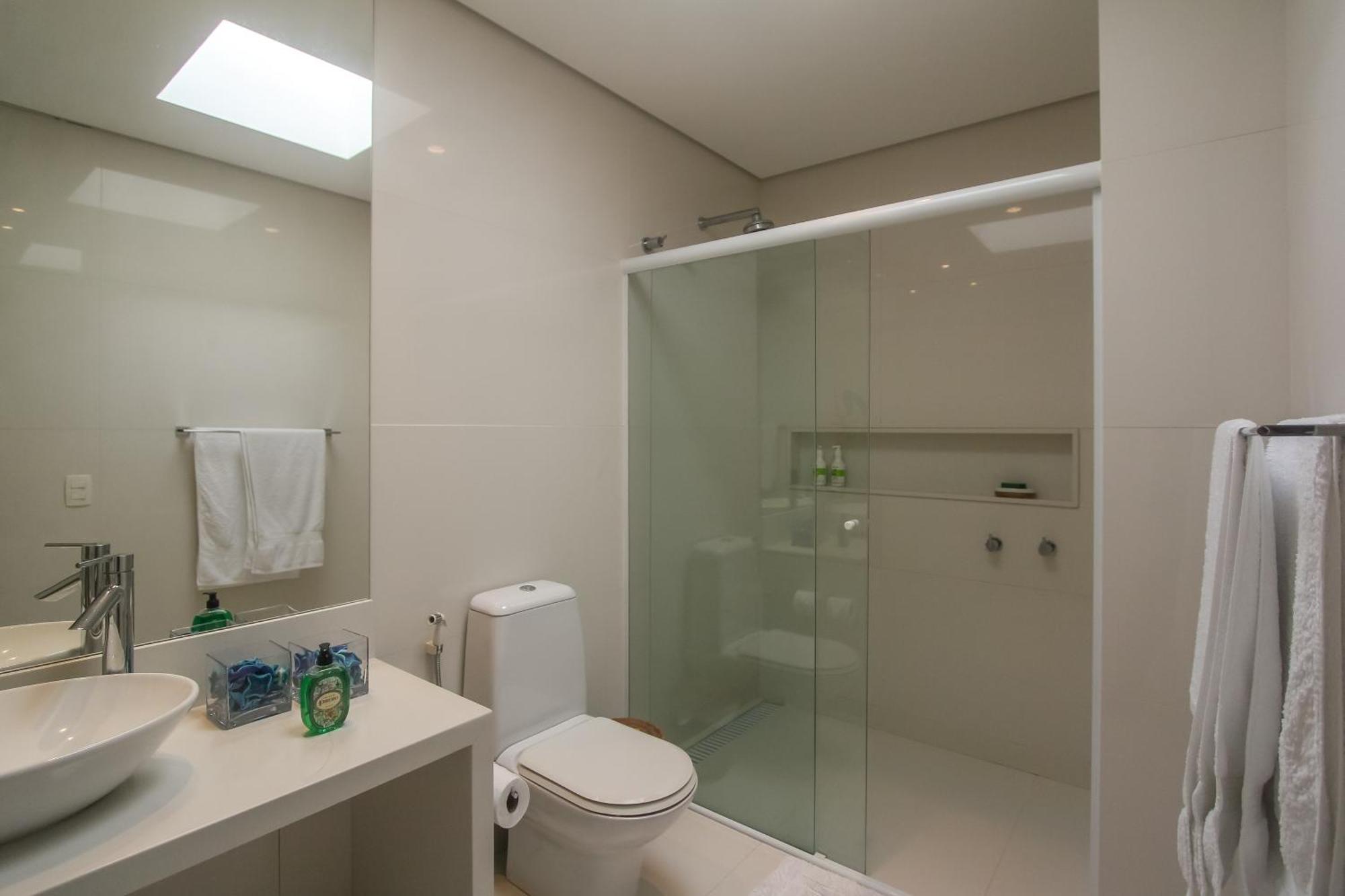 Tropical Contemporary Suites パラチ エクステリア 写真