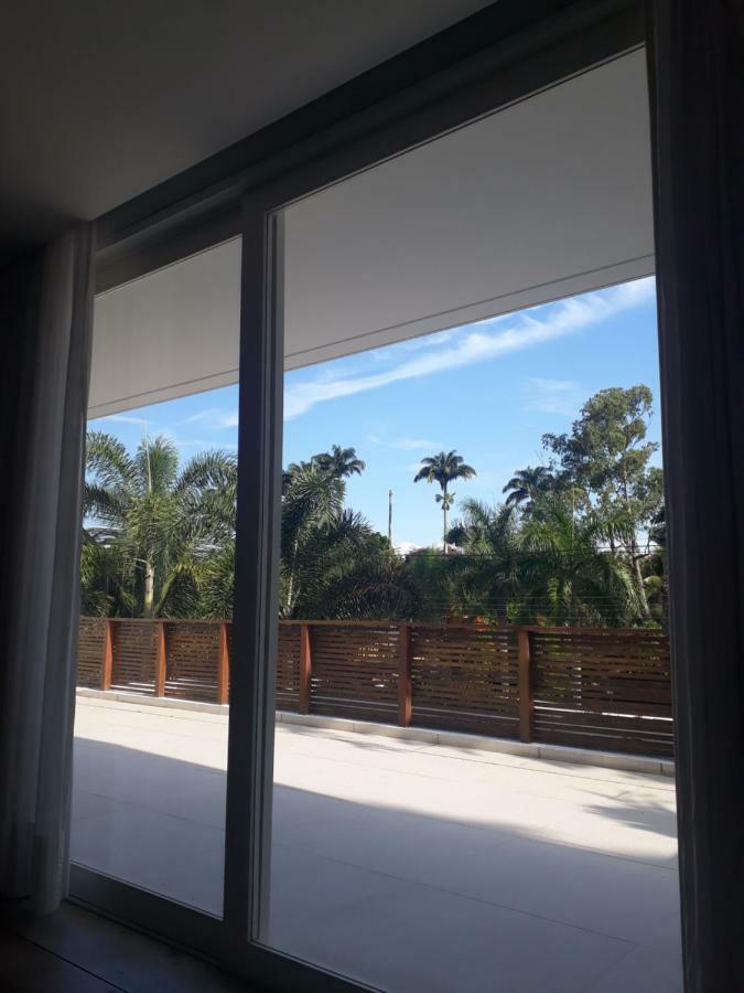 Tropical Contemporary Suites パラチ エクステリア 写真